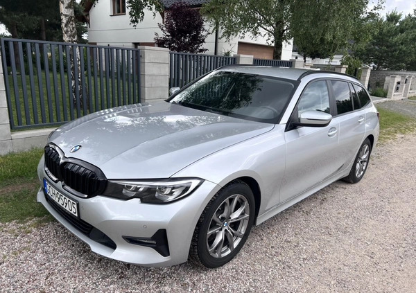 BMW Seria 3 cena 99700 przebieg: 162000, rok produkcji 2019 z Chojnice małe 301